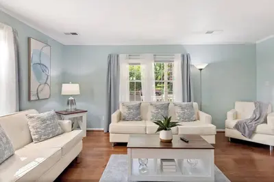 Image de Cozy Home 4 Friends Family for Long & Short Stays