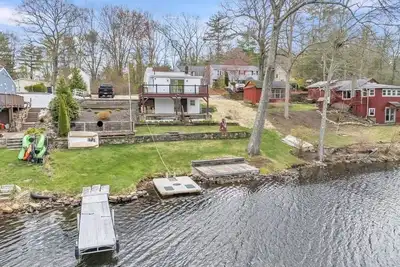 Image de Cozy Lakefront Escape — Private and Relaxing with Scenic Views