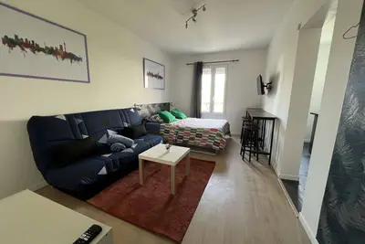 Image de Studio spacieux 2/4 pers. + canapé | Idéal pro & week-end