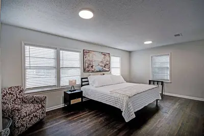 Image de Peaceful Clinton Retreat in Olde Towne