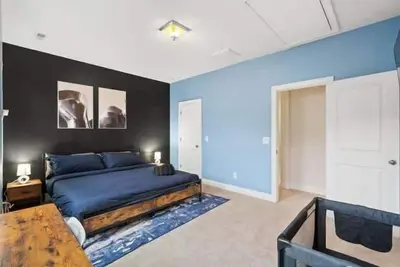 Image de Luxe 3br Townhouse in Uptown Charlotte!