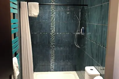 Image de The Hutchinson Apartments - Apartment 1 - our biggest, 2 bedrooms