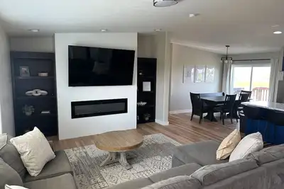 Image de The Reel Deal in Devils Lake with Shop – Boat Launch Nearby