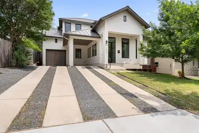 Image de Modern Luxury Retreat in Tarrytown- Minutes from Downtown Austin