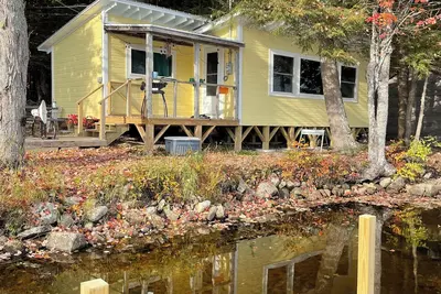 Image de Cozy cottage in charming Lincoln, Me with Ac