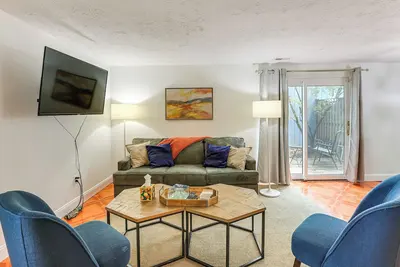 Image de 17 Mi to Dc: Cozy Townhome in Bowie!