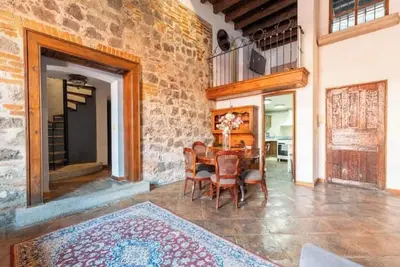 Image de House in the Heart of the Historic Center | 907 + Parking