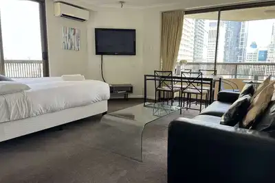 Image de Top Floor Sydney Hyde Park with Balcony & Views