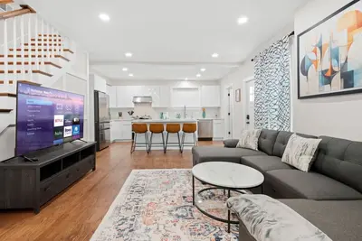 Image de Luxe 3br | Free Parking | Harvard/Bu | Roku Tv