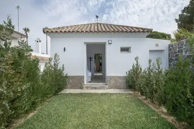 Image de Appartement \"Suite 7 In Natural Park\" avec piscine partagée, Wi-Fi et climatisation