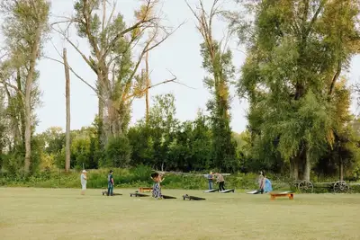 Image de Scenic Private 30 Acre Meadow Retreat for Weddings, Reunions & Large Gatherings