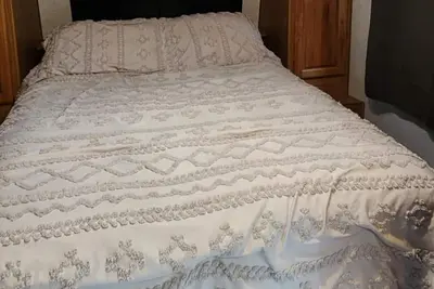 Image de \"Sunrise Beach\" Travel Trailer on 435' of Lake Michigan frontage- Fish on!