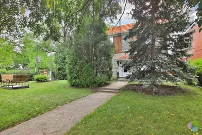 Image de Appartement confortable et charmant à Montréal à côté du métro Sauvé