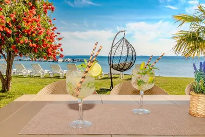 Image de Appartement de trois chambres prés de la plage Privlaka, Zadar (A-24599-a)