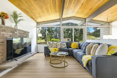 Image de Perch - Sunny 4br Retreat – Family-Friendly Comfort