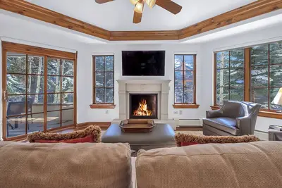 Image de Austria Haus 2 Br, 242 E Meadow Dr, Vail Village (Wag) - Hot Tub, Heated Outdoor Pool