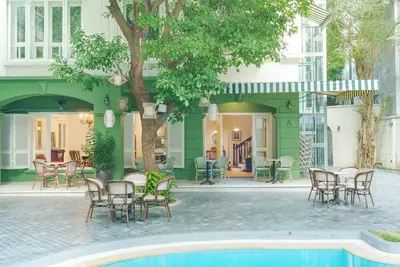 Image de Éclectique is a home layered with stories, culture, and quiet beauty.