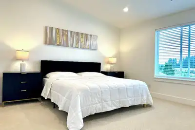 Image de Spacious 4-bedroom house with Ac, WiFi in charming Vancouver