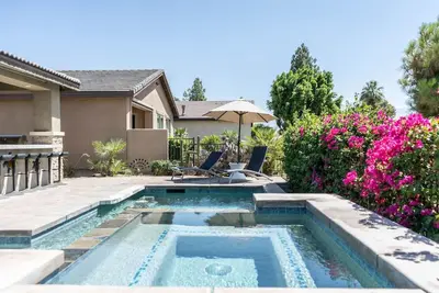 Image de Luxury home with Pool/Spa/Bbq