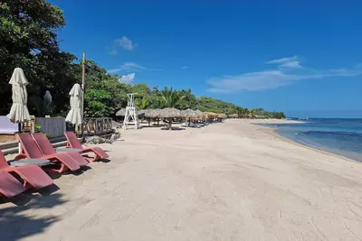 Image de Appartement de plage 2 chambres avec piscine – Costambar