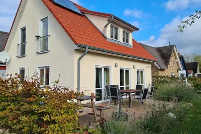 Image de A4 Ferienhaus Sturmvogel Ostseebad Rerik/new - 4-room vacation home (max. 6 adults +1 person)