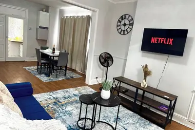 Image de Wonderful 2-bedroom house with WiFi and Free Parking in Manchester