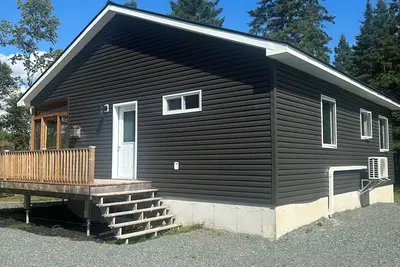 Image de Waterfront Cottage on the Renous River, near the Main Southwest Miramichi River.
