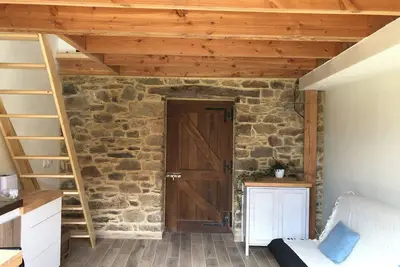 Image de Petite maison de charme entre terre et mer dans un écrin de verdure