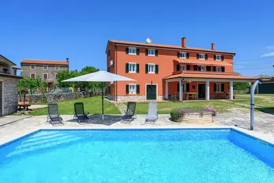 Image de A spacious family apartment with 3 bedrooms on the 1st floor near Umag