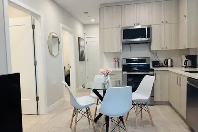 Image de Cozy 2br Suite, Private & Quiet!