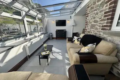 Image de Cysgod Y Ffordd - sleeps 4 guests in 2 bedrooms