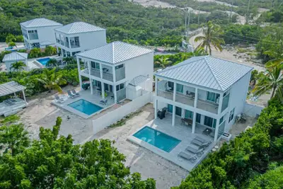 Image de Luxury Double Villa, Golf view, 5min to Grace Bay