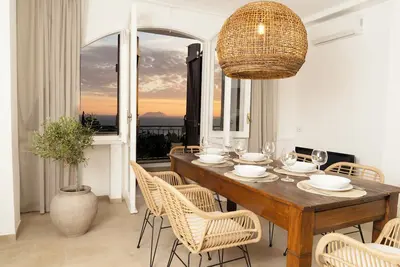 Image de Ilios House Sea and Mountain View | Borgo Stays