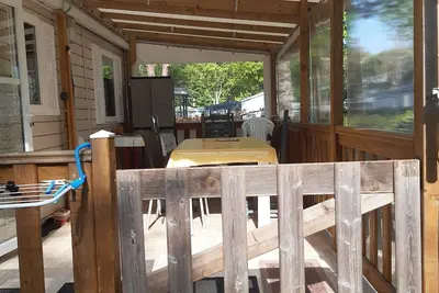 Image de A Louer en pleine foret landaise entre Biscarrosse et Mimizan, Mobilhome 8places