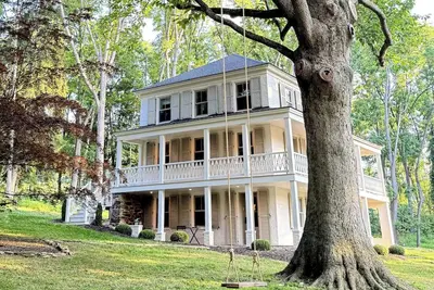 Image de Charming & newly restored farmhouse tucked away in nature