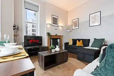 Image de Cosy 2 bed in Worthing - Sea Views - Balcony