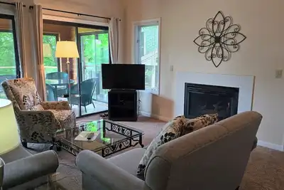 Image de Charming 2-Bedroom, 2-Bathroom Condo at Shanty Creek – Minutes from Torch Lake!
