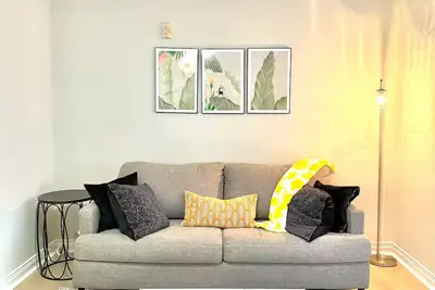 Image de Stylish & Vibrant Ayrsley Town