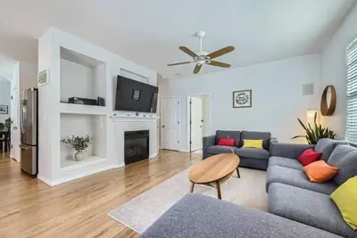 Image de Spacious 4bdr Retreat in Lafayette