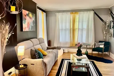 Image de Charming 3-bedroom house with pool table