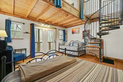 Image de Fairytale Squirrel'S Nest cabin at Mulberry Gap in Ellijay!