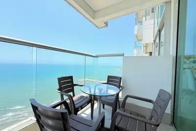 Image de Spectacular Beachfront Apartment