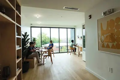 Image de Luxe King 2br Suite in South End Charlotte!