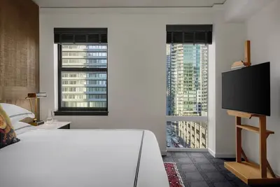 Image de Kimpton Palladian – 2 City View Rooms with King Bed in Belltown