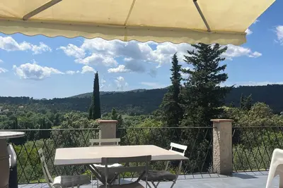 Image de Maison en Provence Verte avec vue magnifique