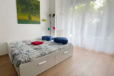 Image de Apartment in downtown Nice. Adjacent sea, commercial area, casino, etc. . .