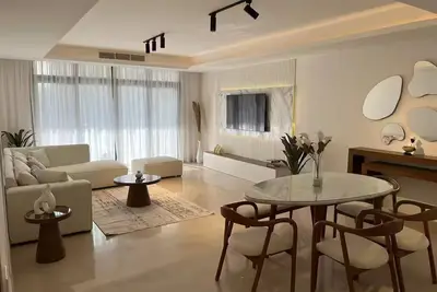 Image de Luxurious 3br apt. near Cfc & Cairo airport
