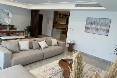 Image de Misk Spaces Stunning 3br At Lakeview Resience