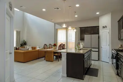 Image de Spacious 4br Atx Retreat-Family Friendly with 3 King Beds