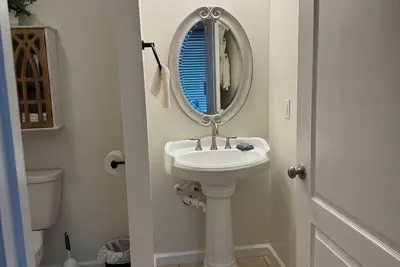 Image de 6-Br in Sylvester, Ga - Southern Charm Meets Spacious Comfort